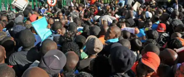 5 People Dead In A Stampede Over Ramadan Gifts