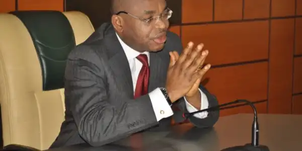 Akwa Ibom Governor Promises Transparency, Names Stadium After Akpabio
