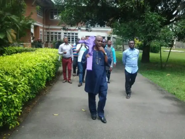 Gov. Amaechi Carrying His Cross On Good Friday