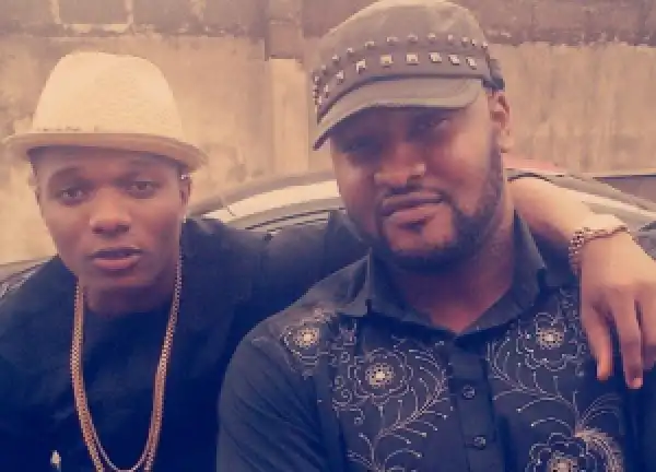 Have You Seen How Big Wizkid’s Personal Bodyguard Is?