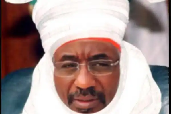 Jonathan Appoints Emir Of Kano Chancellor Of Benin Varsity