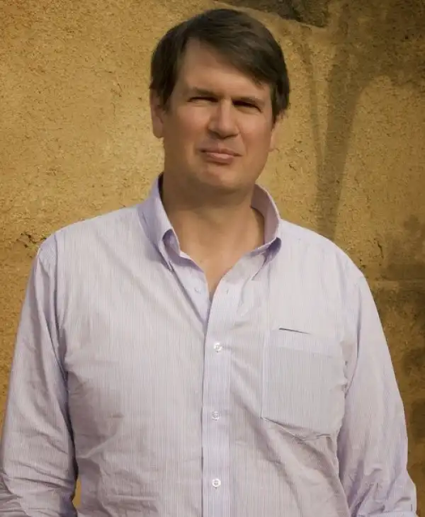 Journalist claims foreign journalists are being blocked from getting visas to cover elections in Nigeria