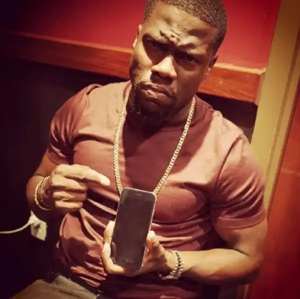 KelvinHart Gets the new iPhone6, drops it and crack the screen