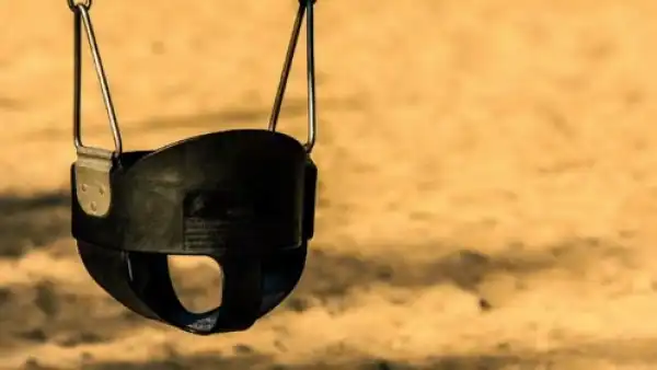 Mother Found Pushing Dead 3-Year-Old Boy On Swing In Maryland Park