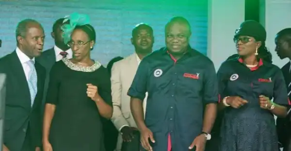 Photos: Vice Pres. Osinbajo, Ambode Worship At RCCG Lagos