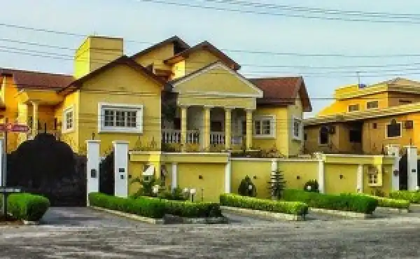 Politicians Are Now Selling Their Properties To Fund 2015 Election