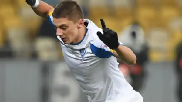 Everton make offer for Dynamo Kyiv defender Vitaliy Mykolenko