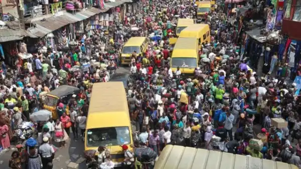 Economists worry about rising inflation, unemployment as rates stagnate