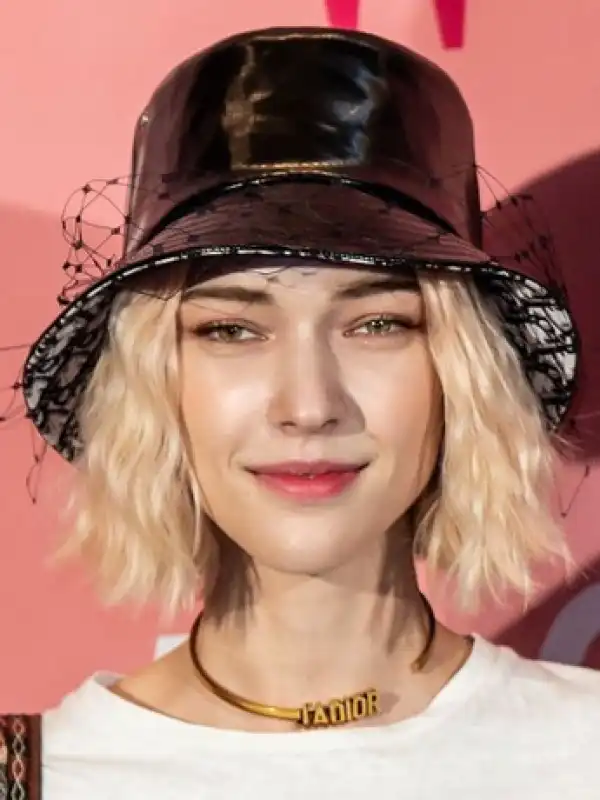Biography & Career Of Stefanie Michova