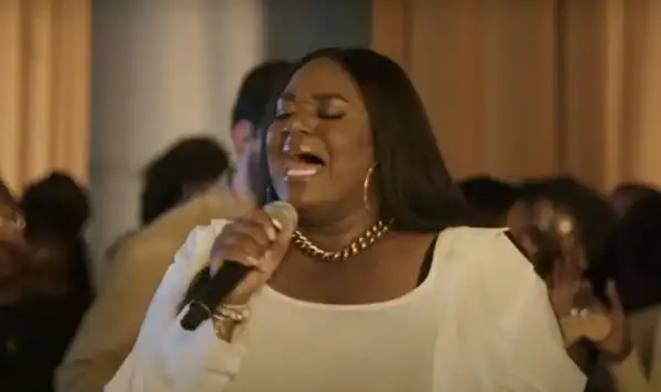 Naomi Raine – Glory to Your Name