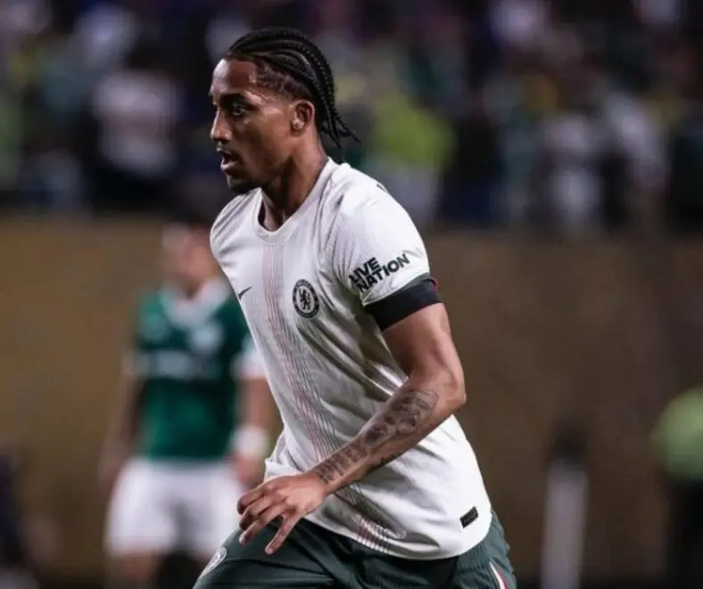 Chelsea’s Pedro asks Fluminense fans to forgive him after scoring against them