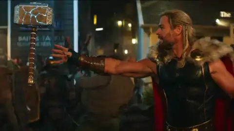 Taika Waititi: Not Doing the Nude Thor Scene 'Would Be a Crime Against Humanity'