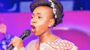 Evelyn Wanjiru - Sitaogopa