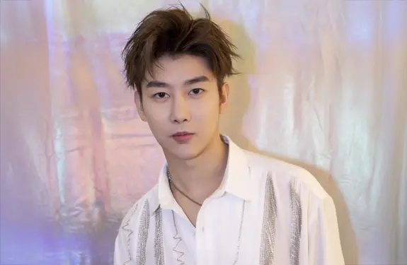 Age & Career Of Zhou Yixuan