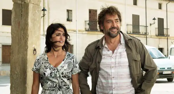 Penélope Cruz & Javier Bardem to Lead Thriller Movie Bunker, Director Issues Statement