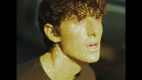 JVKE – Golden Hour (Video)