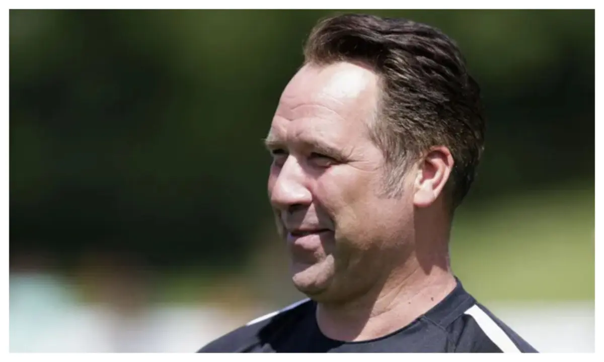 EPL: David Seaman slams Carragher over comment on Rice leaving Arsenal