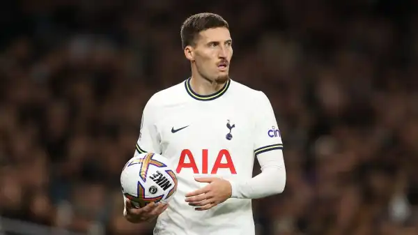 Atletico Madrid agree loan deal for Matt Doherty