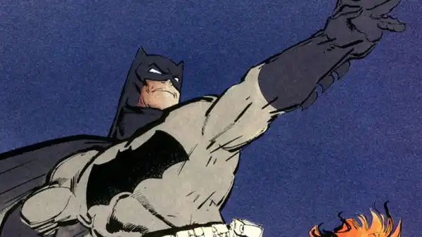 Zack Snyder Would Consider Returning to DC to Direct a Dark Knight Returns Adaptation