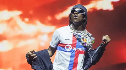 “Stop ditching Afrobeats for Amapiano” – Rema tells colleagues