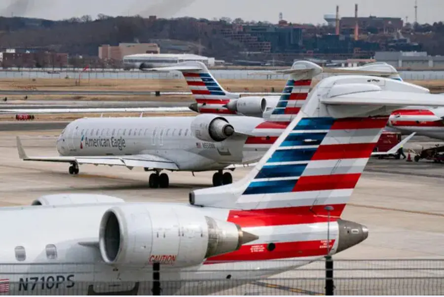 US: Plane carrying six members of Congress involved in collision