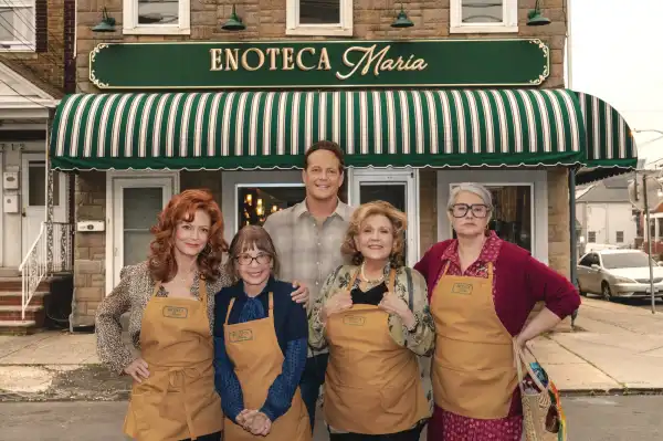 Nonnas Release Date & Photos Unveiled for Vince Vaughn & Susan Sarandon Movie