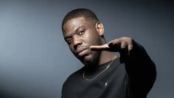 Biography & Career of Dinos (rapper)