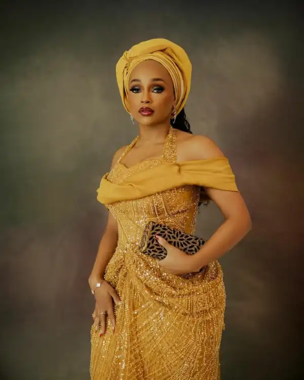 Davido’s cousin, Folashade throws shade as she hangs out with Chioma