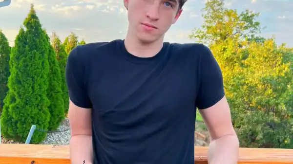 Biography & Career Of Cash Baker