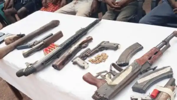 Police arrest syndicate buying cars with fake bank alerts