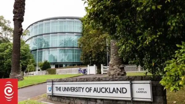 University of Auckland Achiever Scholarship 2025, Australia