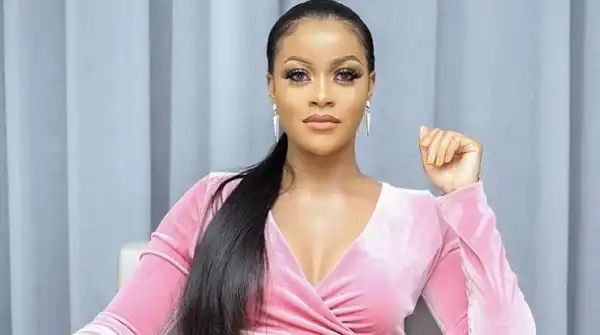 Actress, Damilola Adegbite warns women about sending their nudes out