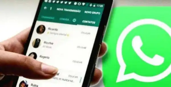 Man Files Lawsuit After Being Removed From Whatsapp Group