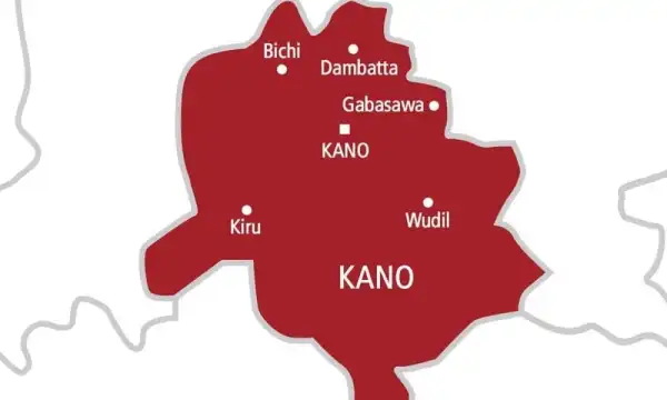 Kano man cuts off own finger after alleged N80m offer
