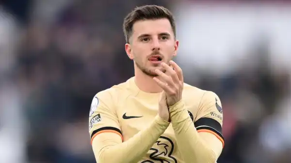 Mason Mount one step closer to joining Man Utd after medical