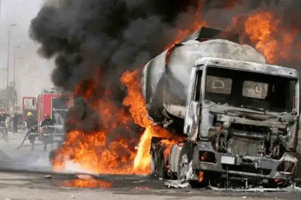 Loaded petrol tanker catches fire in Osun