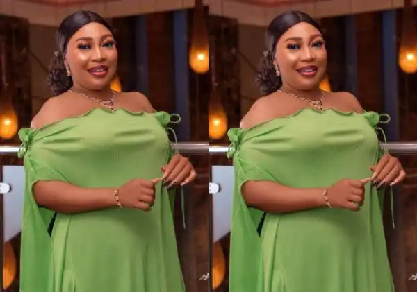 Actress Bimpe Akintunde blasts producer and director for insulting her on movie set