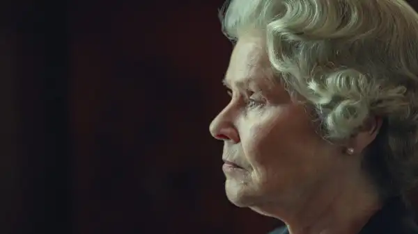 The Crown Creator Confirms Final Season Will Address the Queen’s Death