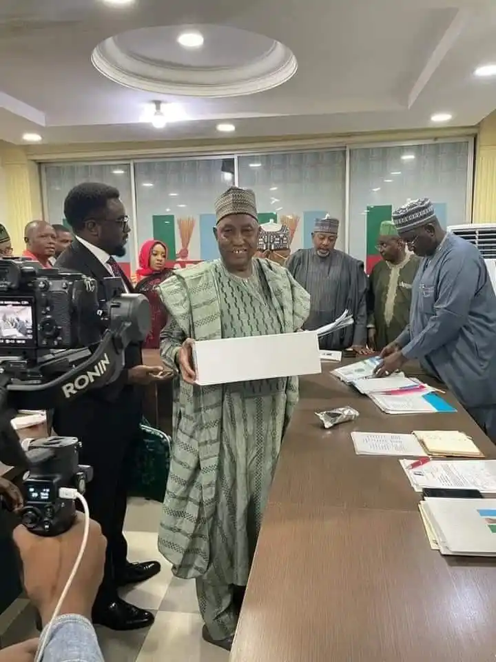 Senator Gaya Submits Osinbajo’s Presidential Forms (Photos)