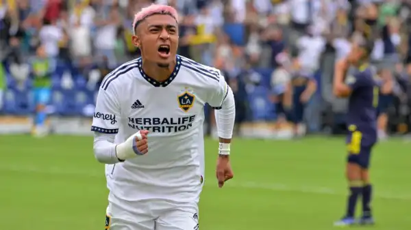LA Galaxy & FC Barcelona confirm Julian Araujo transfer