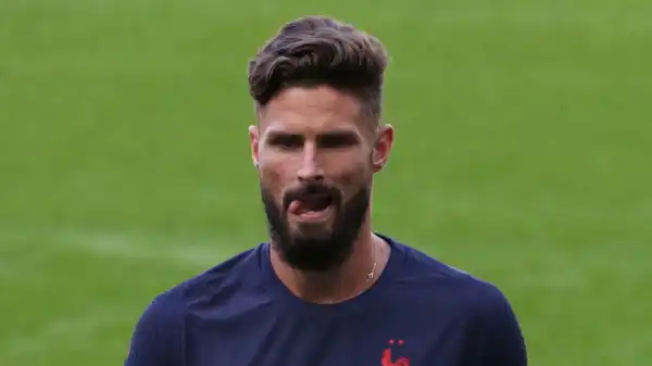 Transfer News: Juventus Are Planning Bid For Chelsea Striker Giroud