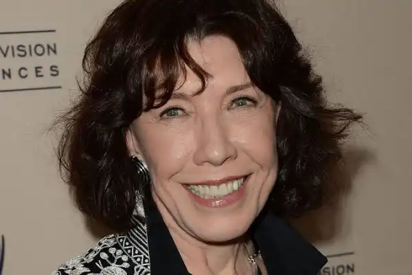 Biography & Career Of Lily Tomlin