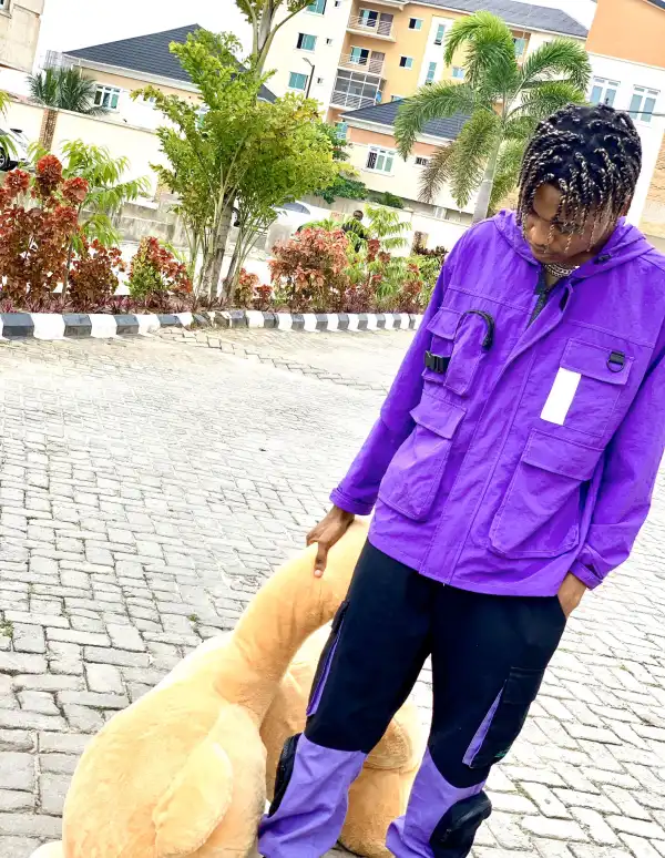 Nigerian Singer Akanbi Bamidele "Cheque" Biography & Net Worth (See Details)