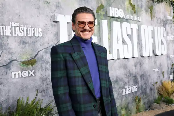 Pedro Pascal Talks Jennifer Aniston Friendship, Possibly Joining The Morning Show Cast