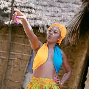 Akothee – Hayakuhusu