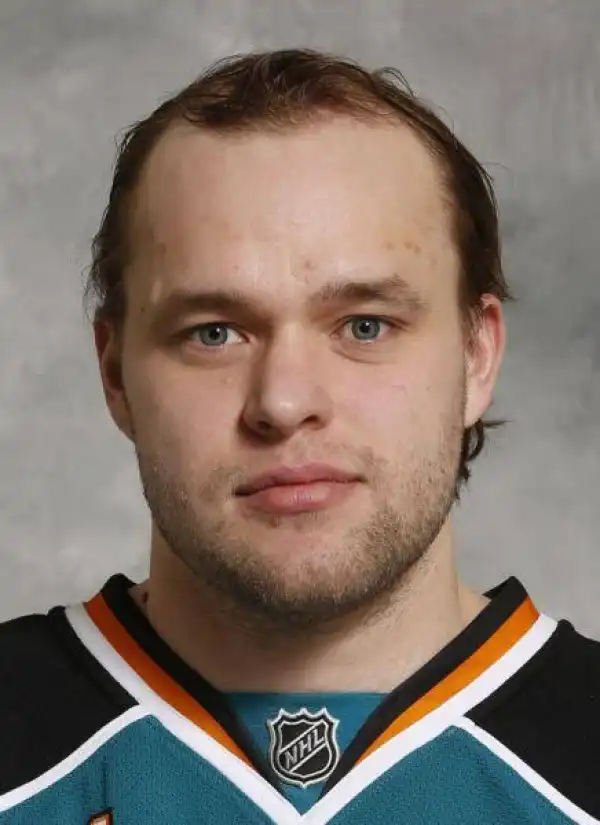 Biography & Career Of Antti Niemi