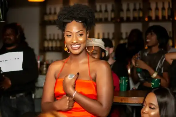 Watch As Tems Refuse To Eat For The Past 36 Hours (Video)