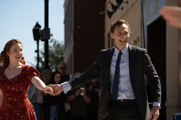Tom Hiddleston Happily Dances in Mike Flanagan’s The Life of Chuck Trailer