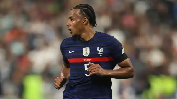 Jules Kounde: Chelsea unconcerned by late Barcelona interest