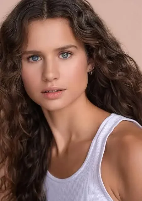 Age & Career Of Avery Konrad